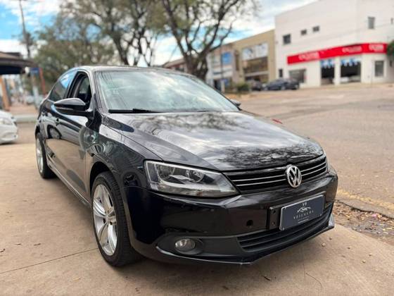VOLKSWAGEN JETTA 2.0 COMFORTLINE FLEX 4P TIPTRONIC VOLKSWAGEN JETTA 2.0 COMFORTLINE FLEX 4P TIPTRONIC